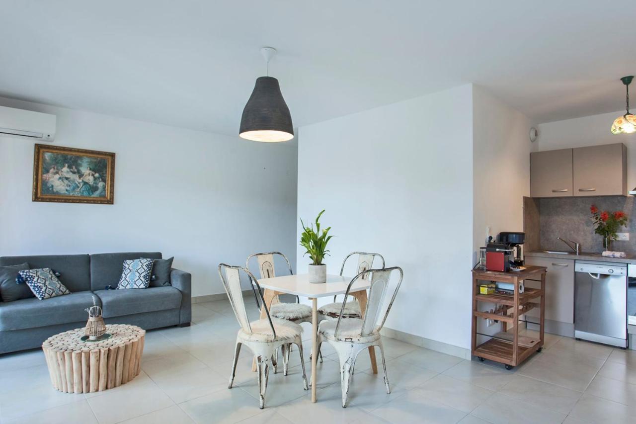 Appartement De Vacances "Fiora" A Calvi A 300M De La Plage Et Du Port Zewnętrze zdjęcie